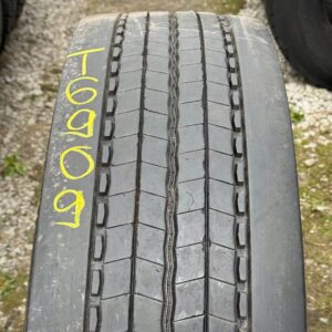 315/80R22.5 MICHELIN X MULTI Z VM 9-10mm 2021r PRZÓD prowadzaca (T6909)