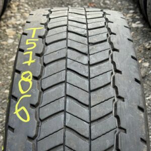 315/70R22,5 UNIROYAL DH40 8-9mm 2022rok NAPĘD NAPĘDOWA TYŁ (T5786)