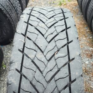 295/80R22.5 GOODYEAR KMAX D 11mm 2020r NAPĘD OPONA NAPĘDOWA CIĘŻAROWA T6217